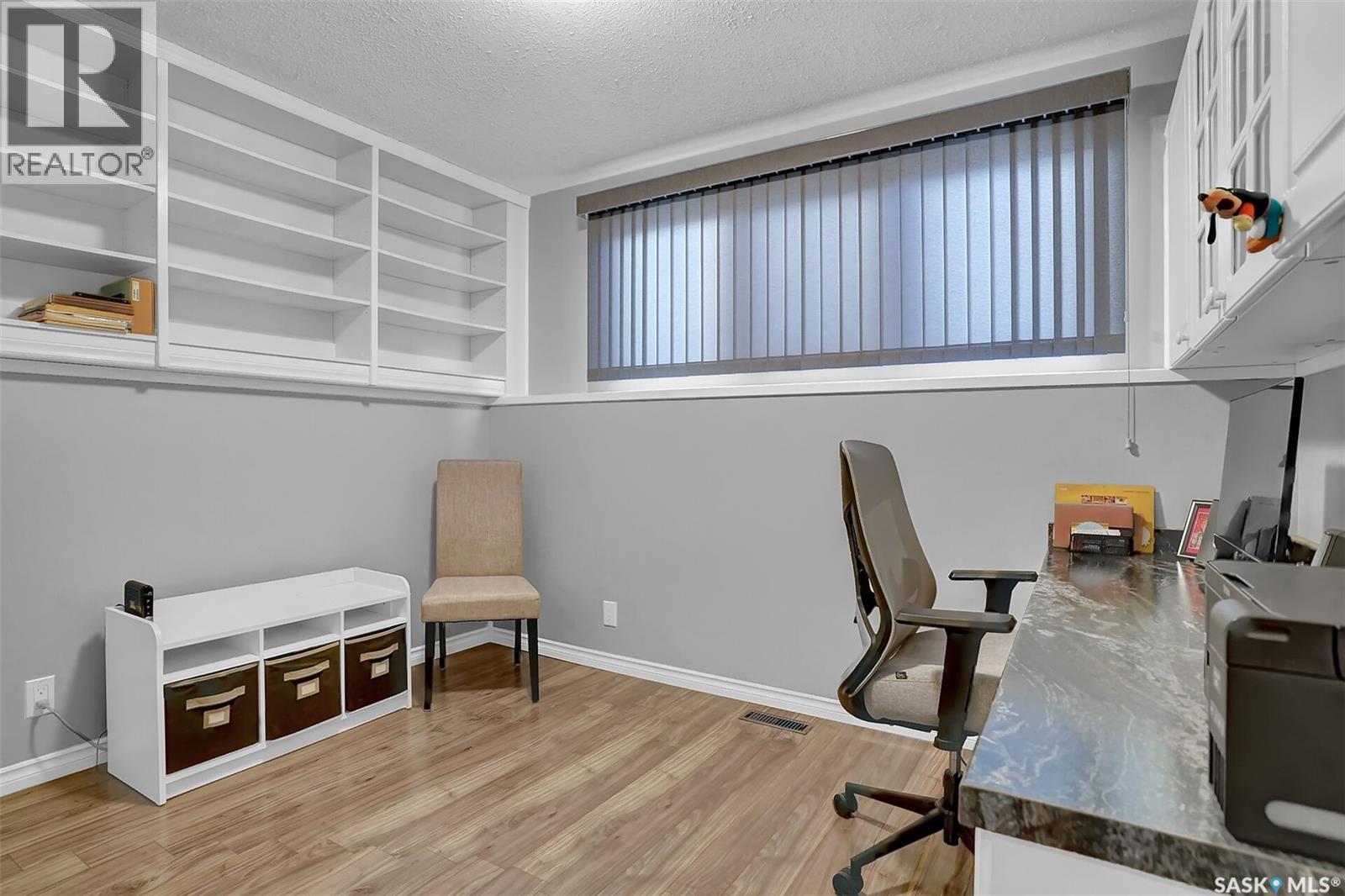 31 University Park Drive, Regina, Saskatchewan  S4V 0E1 - Photo 30 - SK019917