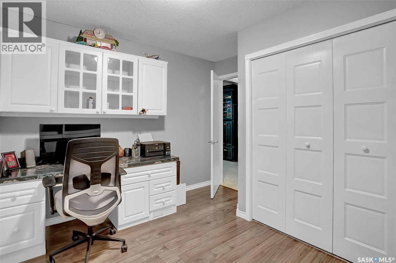 31 University Park Drive, Regina, Saskatchewan  S4V 0E1 - Photo 31 - SK019917