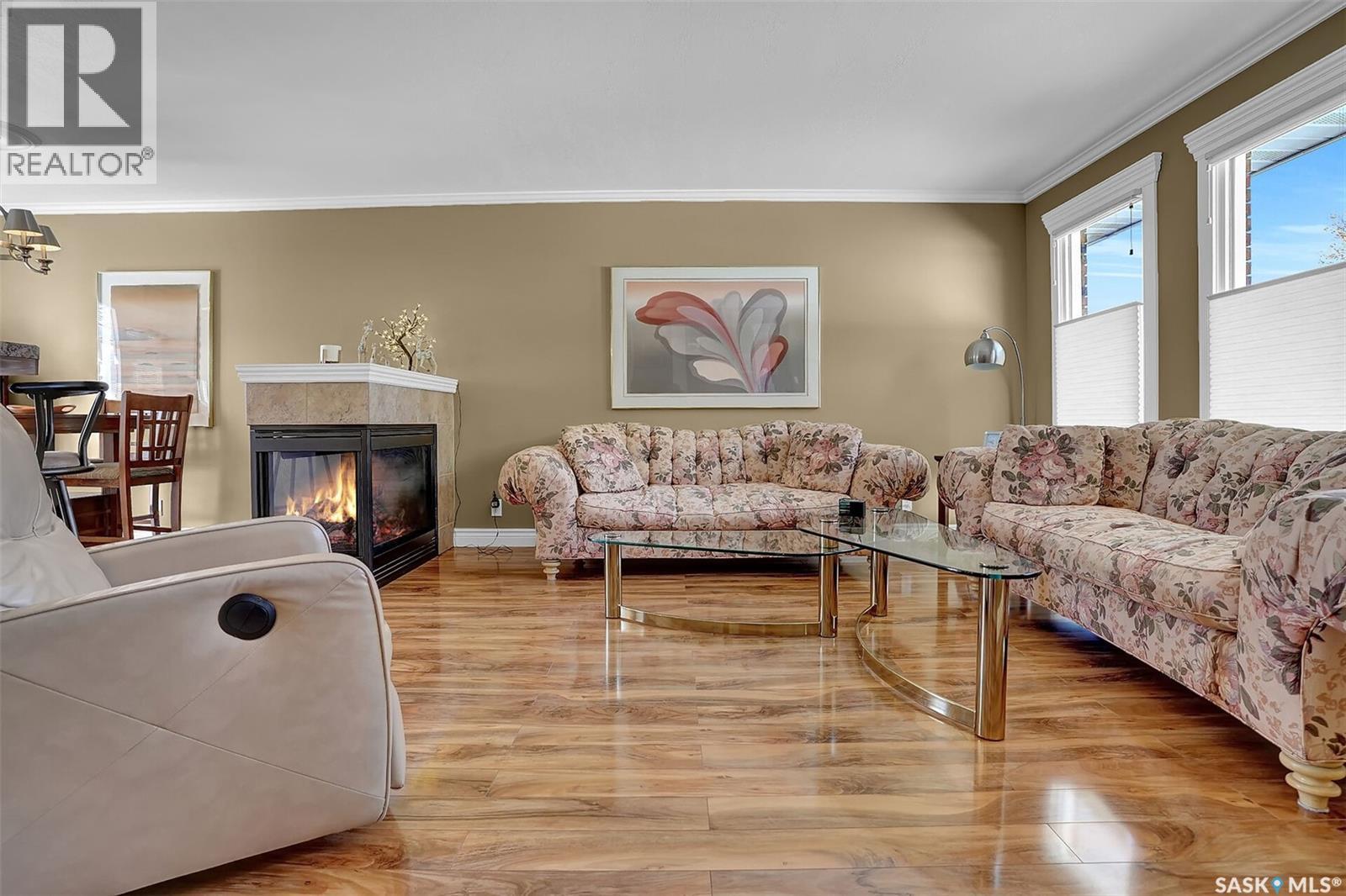 31 University Park Drive, Regina, Saskatchewan  S4V 0E1 - Photo 4 - SK019917