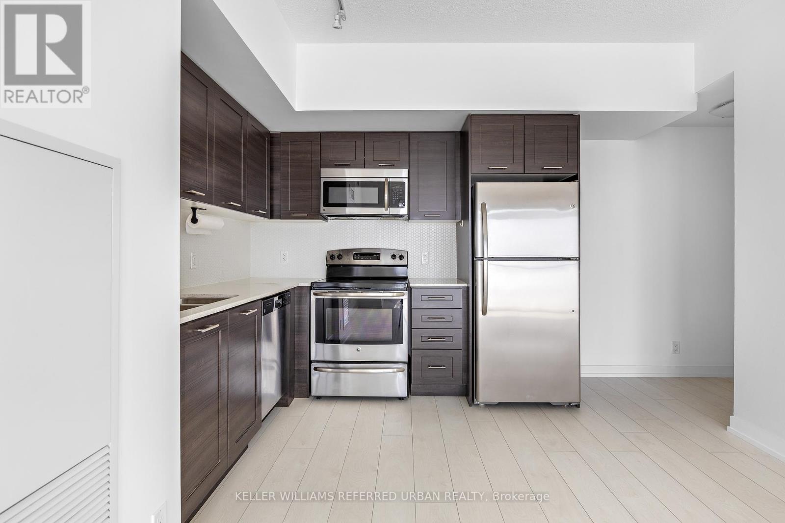 1710 - 2200 Lake Shore Boulevard W, Toronto, Ontario  M8V 1A4 - Photo 13 - W12350148