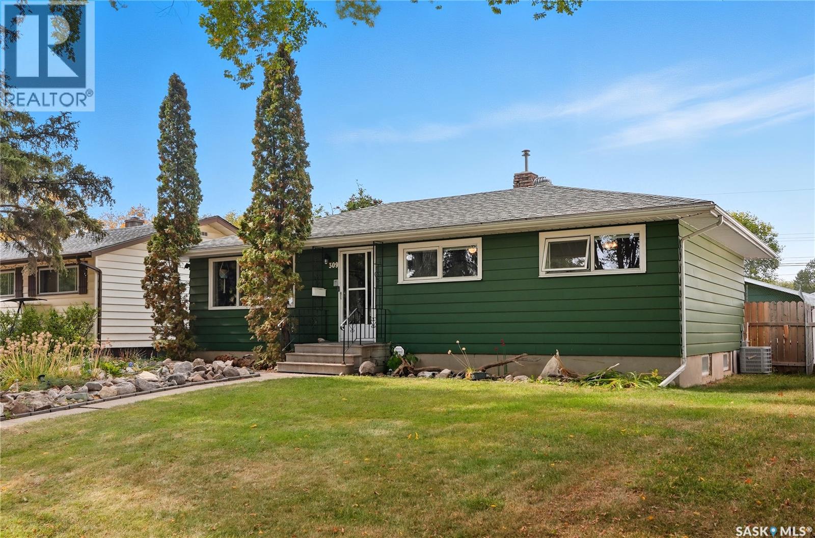 309 X Avenue N, Saskatoon, Saskatchewan  S7L 3J7 - Photo 2 - SK019868