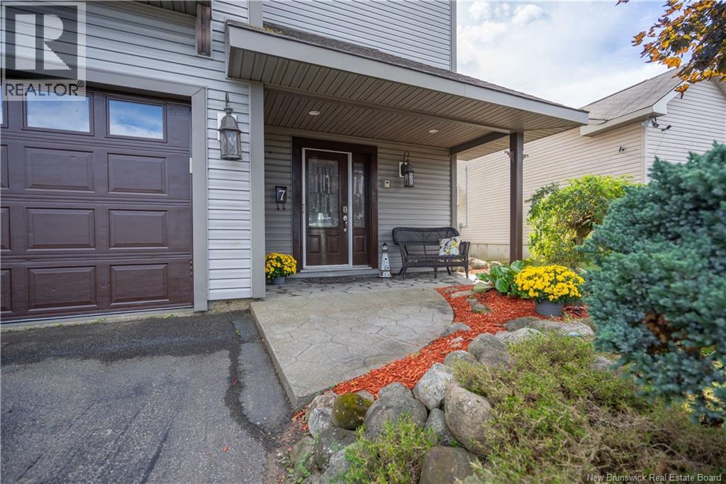 7 Cameron Court, Saint John, New Brunswick  E2K 5M4 - Photo 2 - NB127692