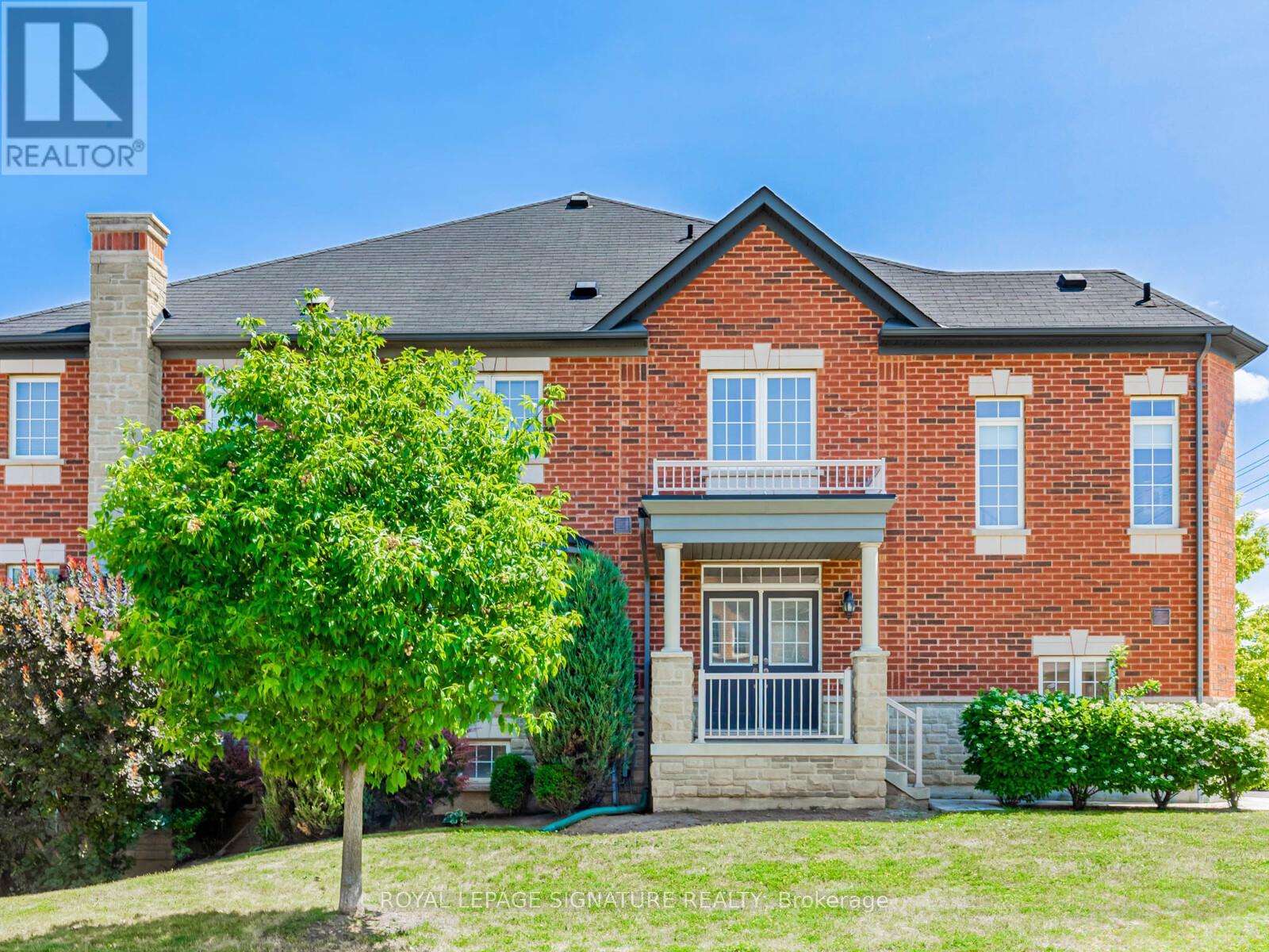 171 Wolf Creek Crescent, Vaughan, Ontario  L6A 4C1 - Photo 2 - N12430776