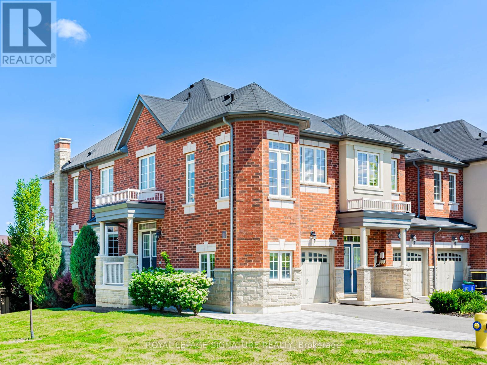 171 Wolf Creek Crescent, Vaughan, Ontario  L6A 4C1 - Photo 3 - N12430776