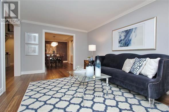 5 Tannery Creek Crescent, Aurora, Ontario  L4G 5N3 - Photo 6 - N12431728