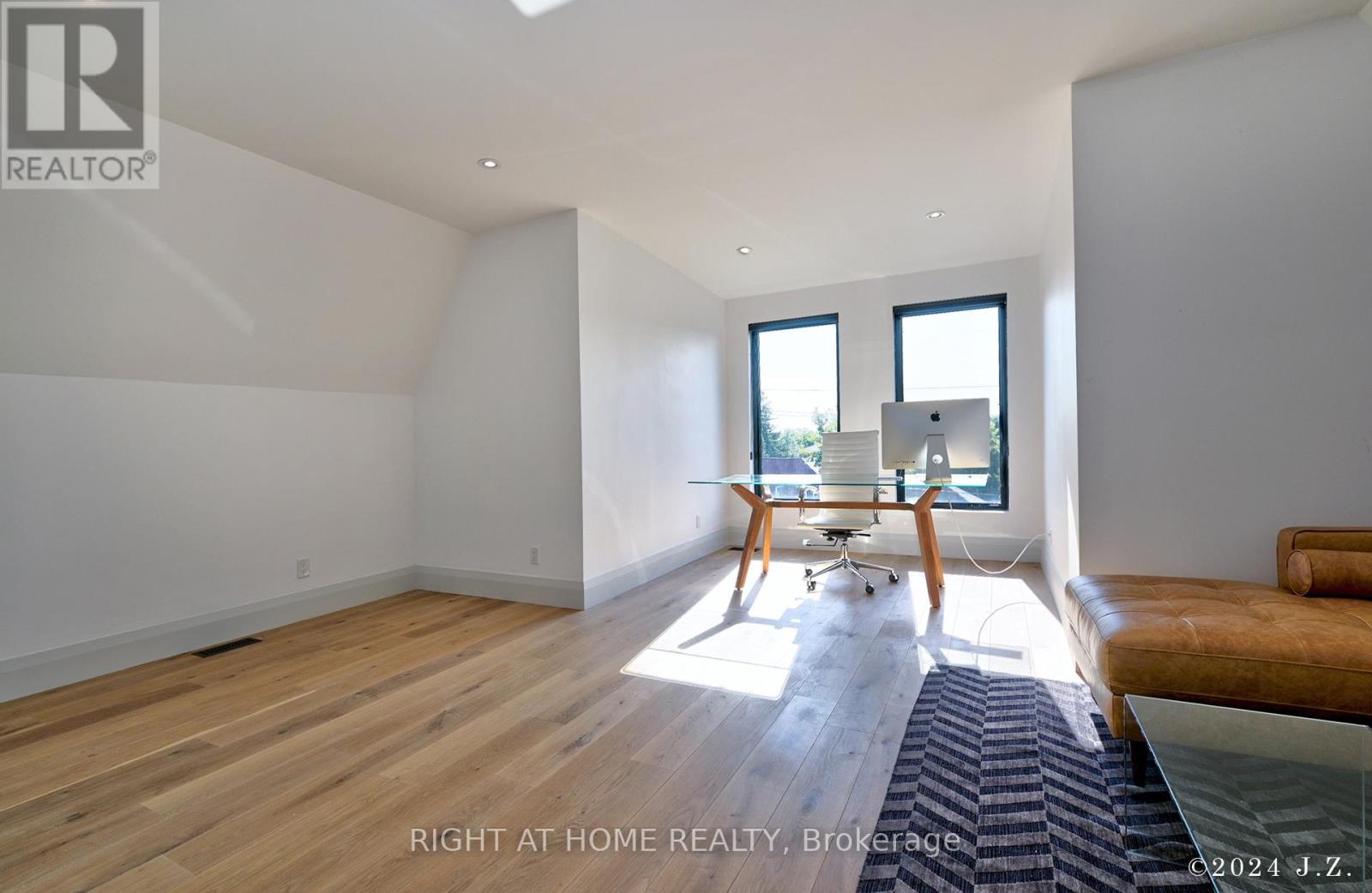 521 Atlas Avenue, Toronto, Ontario  M6C 3R4 - Photo 34 - C12398098