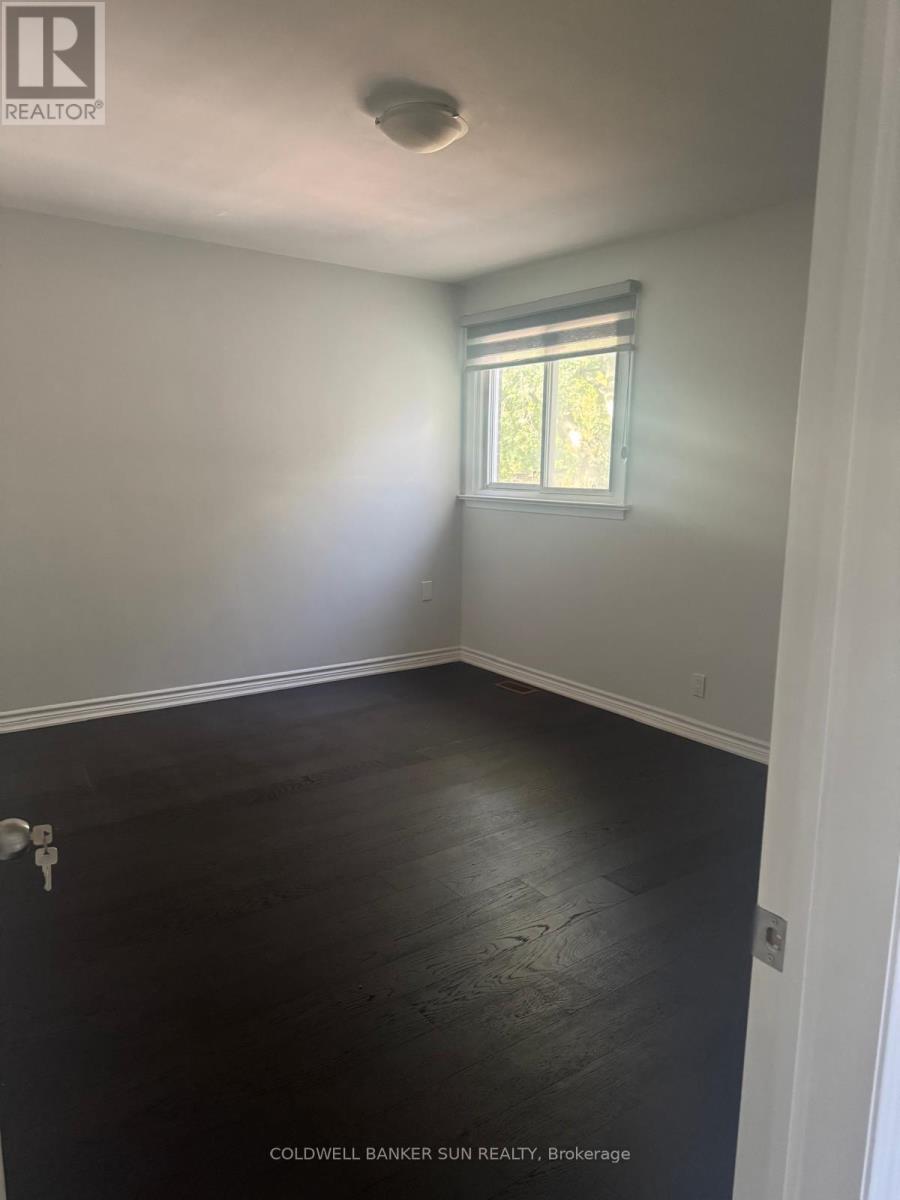 42 Jansusie Road, Toronto, Ontario  M9W 4V5 - Photo 9 - W12441556