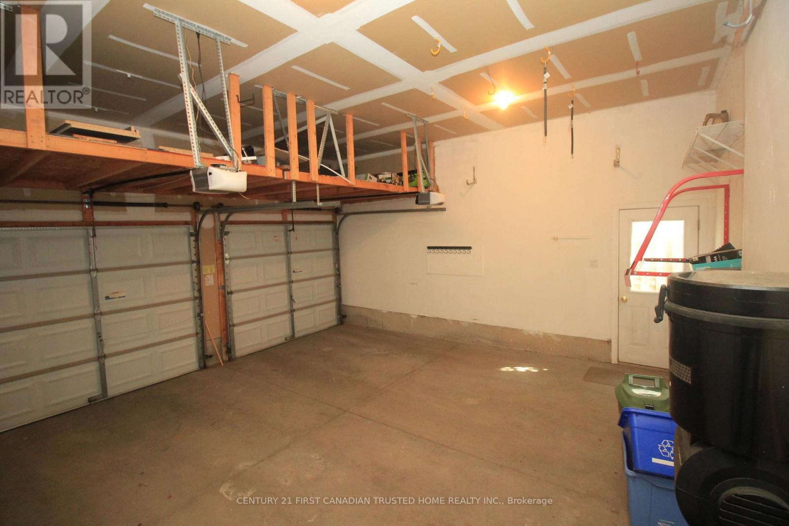 157 Mcgarrell Drive, London North, Ontario  N6B 1R1 - Photo 19 - X12442301
