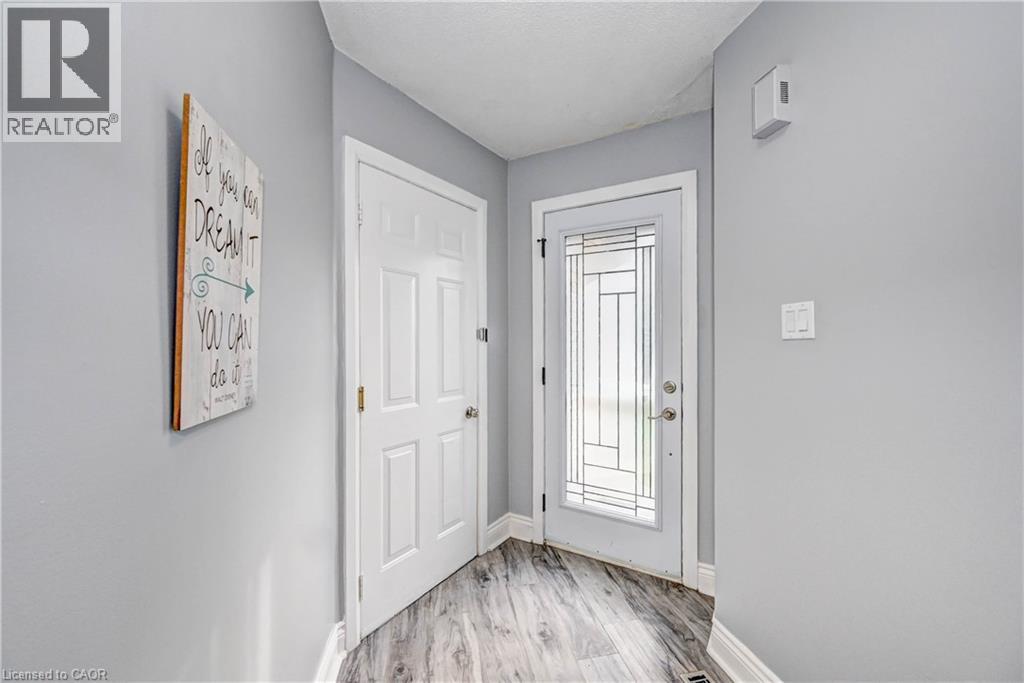 549 Burnett Avenue, Cambridge, Ontario  N1T 1M6 - Photo 4 - 40774356