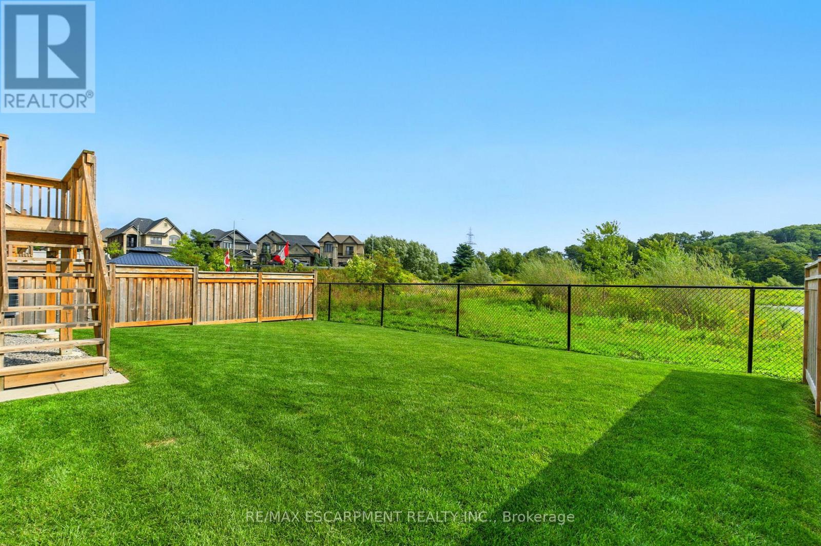 15 Robarts Drive, Hamilton, Ontario  L9K 0H6 - Photo 47 - X12438154