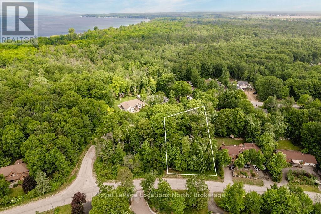 16 SUNWARD DRIVE, Wasaga Beach, Ontario