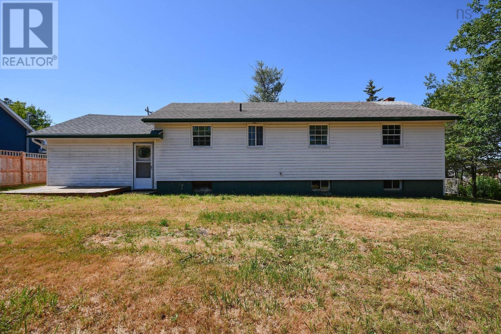 18 Bissett Road, Cole Harbour, Nova Scotia  B2V 2T1 - Photo 46 - 202520908