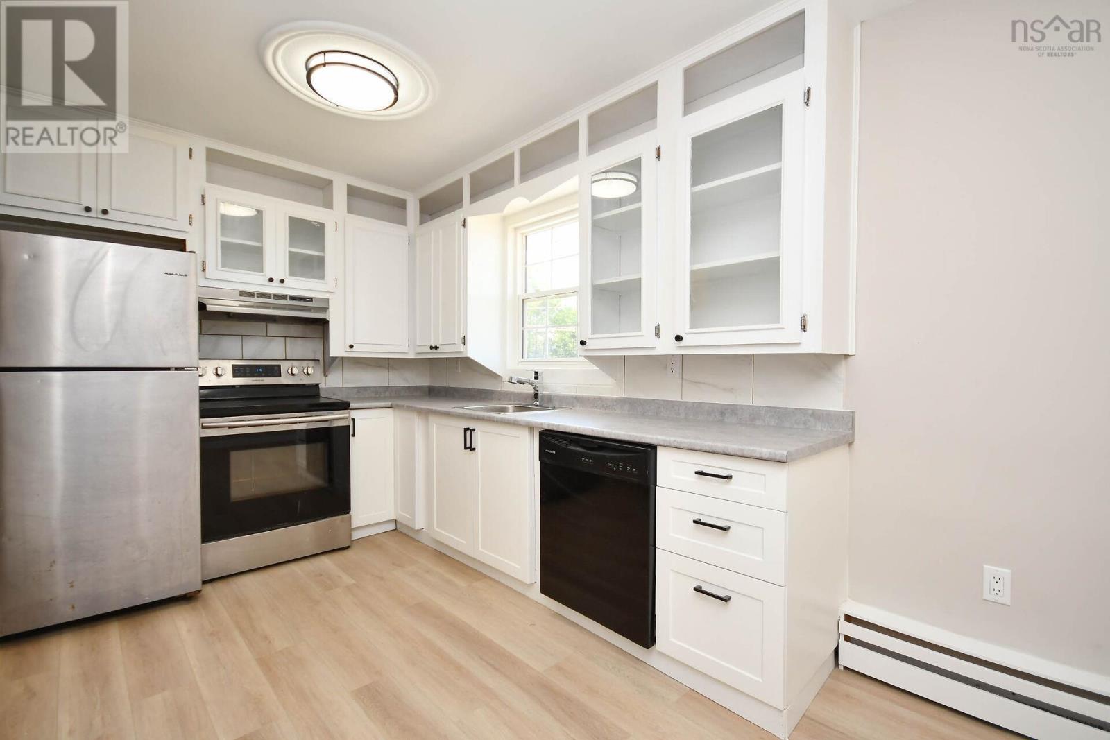 18 Bissett Road, Cole Harbour, Nova Scotia  B2V 2T1 - Photo 7 - 202520908