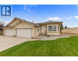 1, 240 Heritage Boulevard W Heritage Heights, Lethbridge, Ca