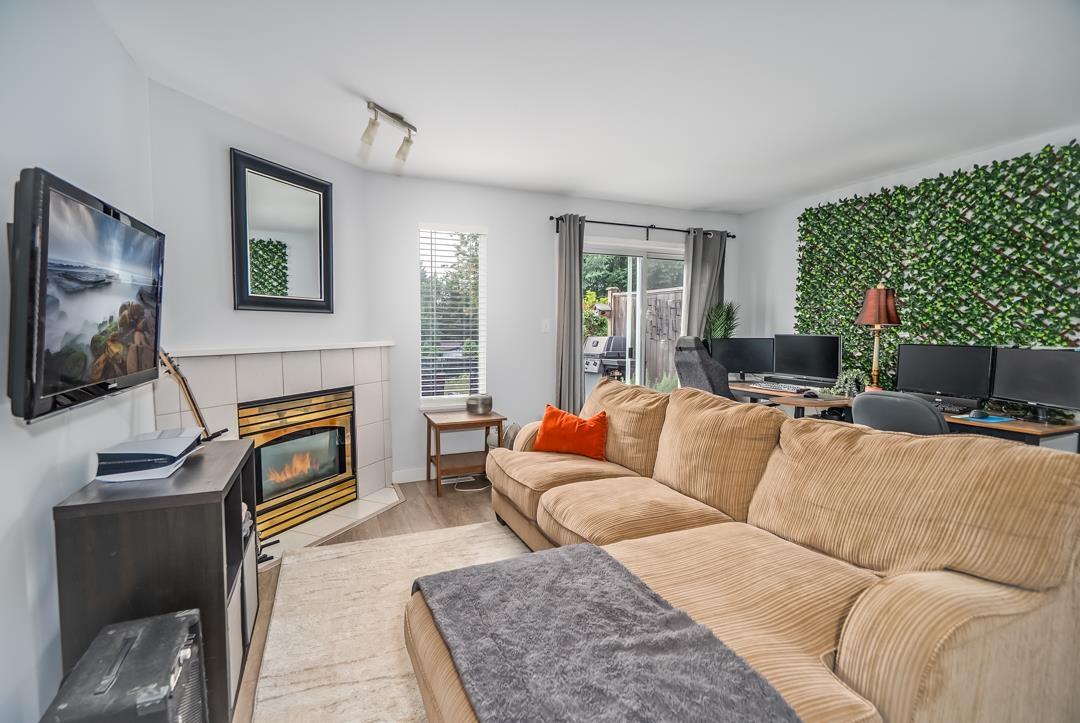 53 32361 Mcrae Avenue, Mission, British Columbia  V2V 4X7 - Photo 2 - R3054300