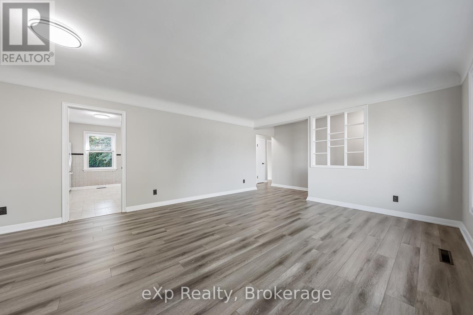 2 Skov Crescent, Guelph, Ontario  N1E 4B7 - Photo 12 - X12442576