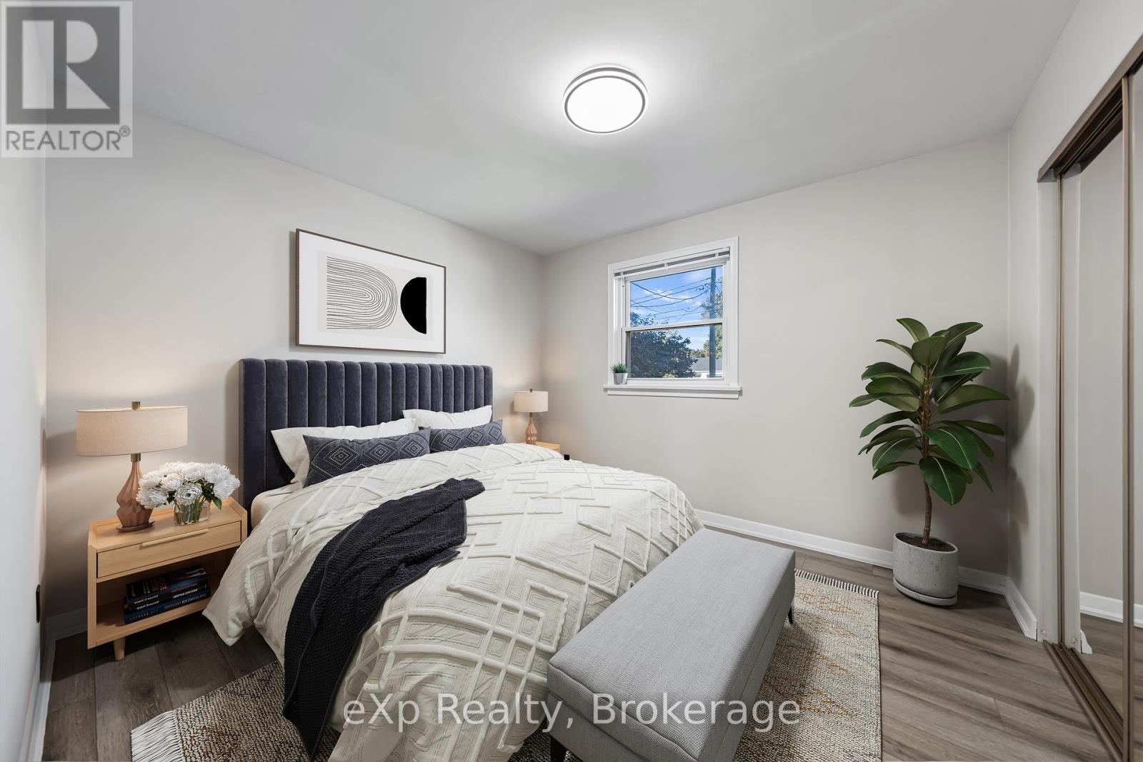 2 Skov Crescent, Guelph, Ontario  N1E 4B7 - Photo 18 - X12442576