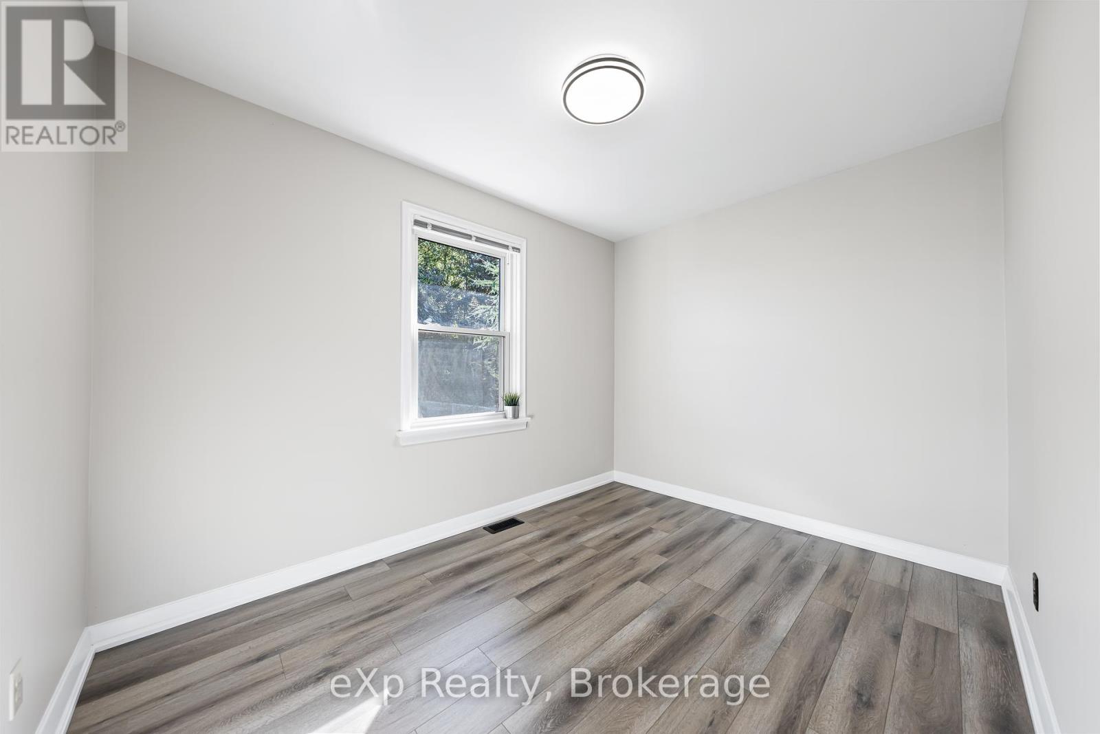 2 Skov Crescent, Guelph, Ontario  N1E 4B7 - Photo 22 - X12442576