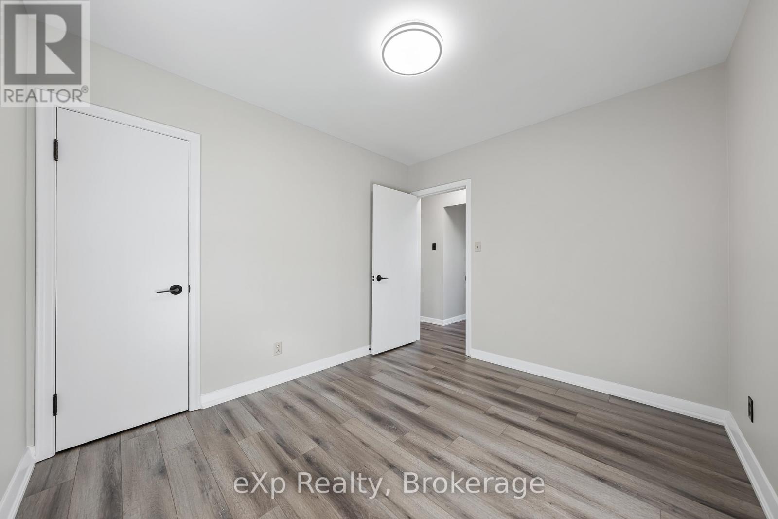 2 Skov Crescent, Guelph, Ontario  N1E 4B7 - Photo 26 - X12442576