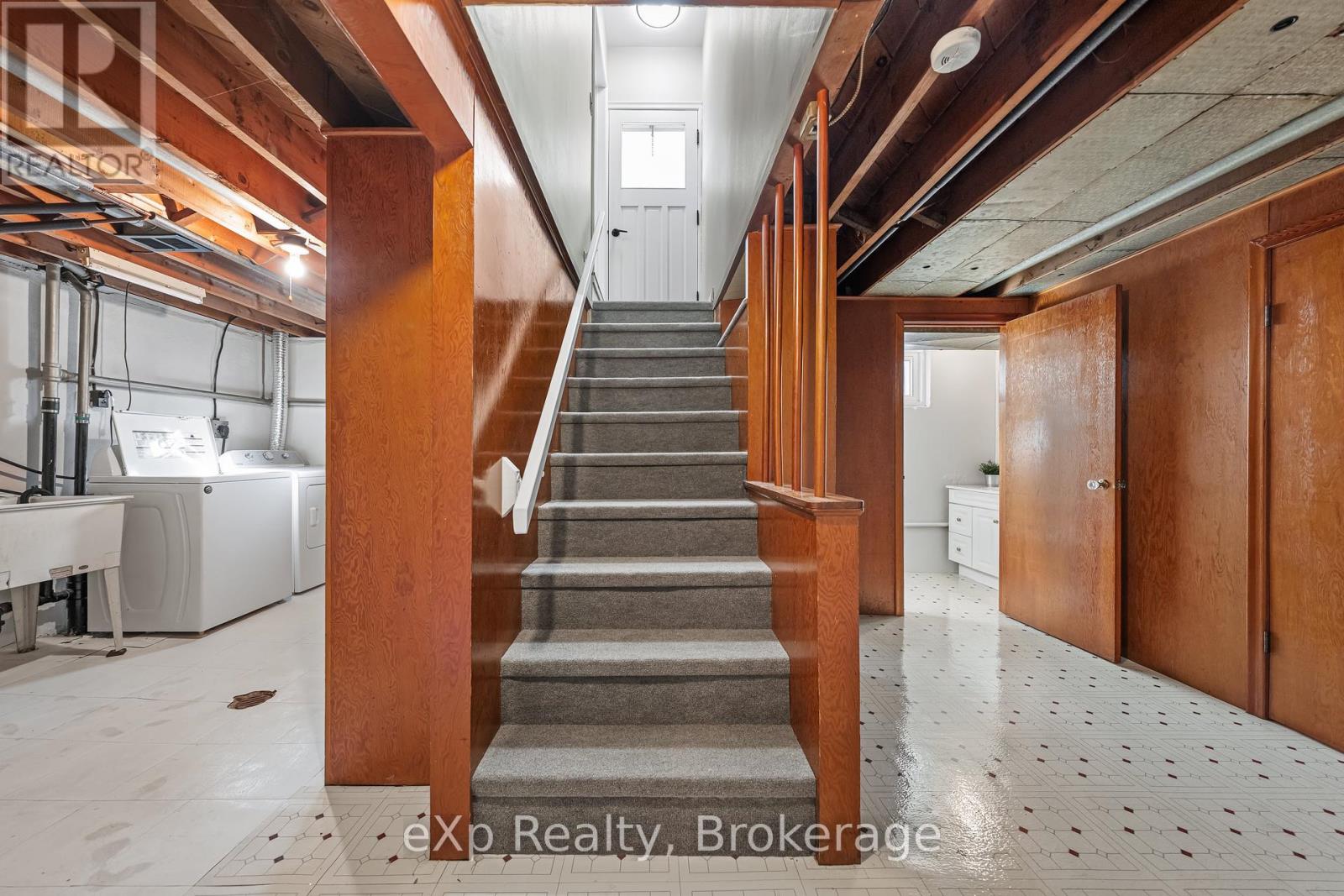 2 Skov Crescent, Guelph, Ontario  N1E 4B7 - Photo 28 - X12442576