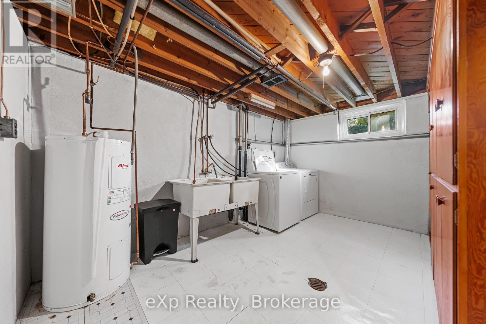2 Skov Crescent, Guelph, Ontario  N1E 4B7 - Photo 29 - X12442576