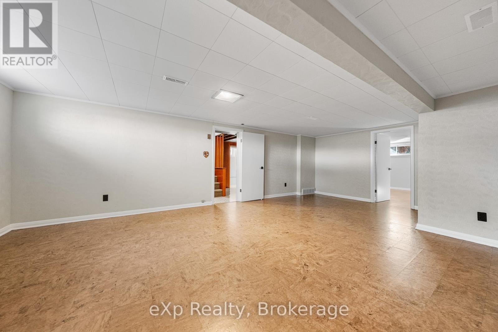 2 Skov Crescent, Guelph, Ontario  N1E 4B7 - Photo 35 - X12442576