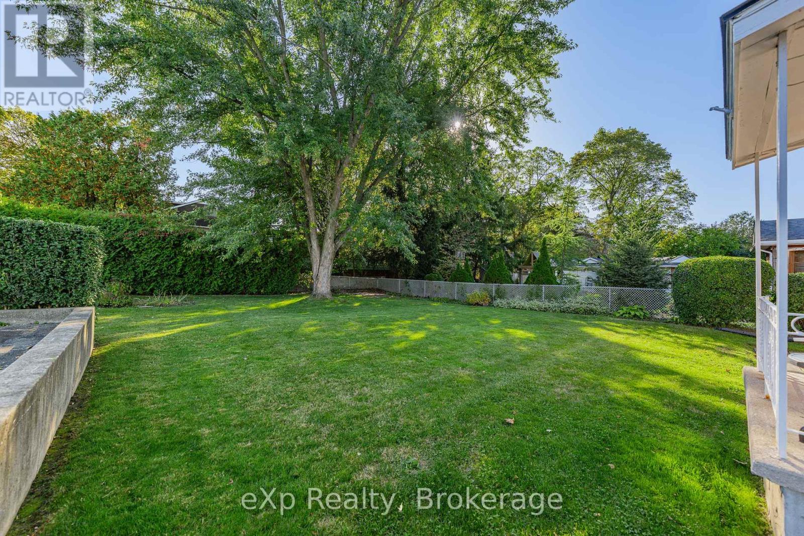 2 Skov Crescent, Guelph, Ontario  N1E 4B7 - Photo 42 - X12442576