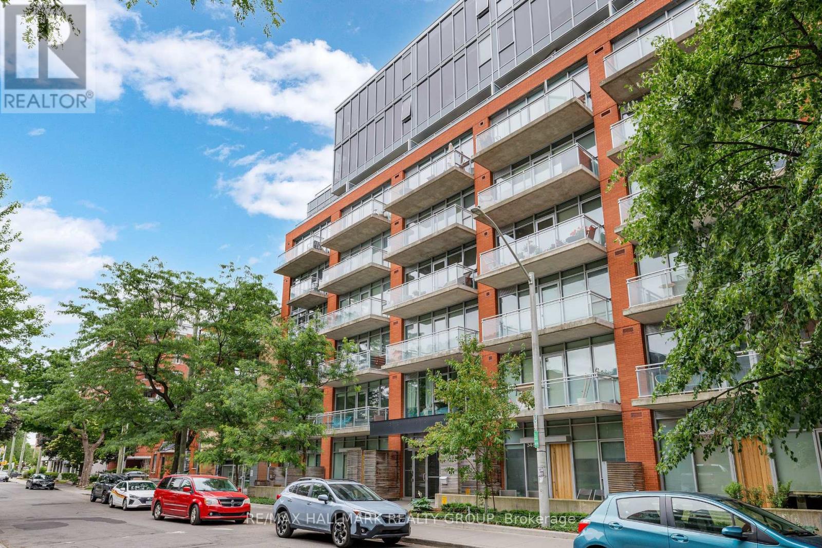 933 - 340 Mcleod Street, Ottawa, Ontario  K2P 1A4 - Photo 1 - X12442568