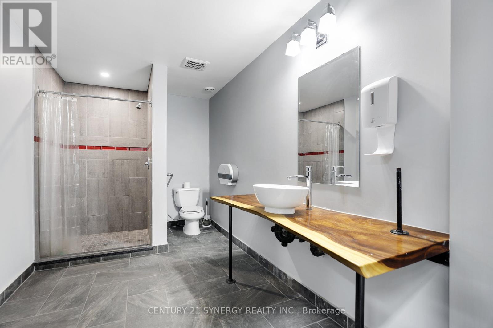 Unit 2 - 42 Union Street, Smiths Falls, Ontario  K7A 5C4 - Photo 15 - X12442573