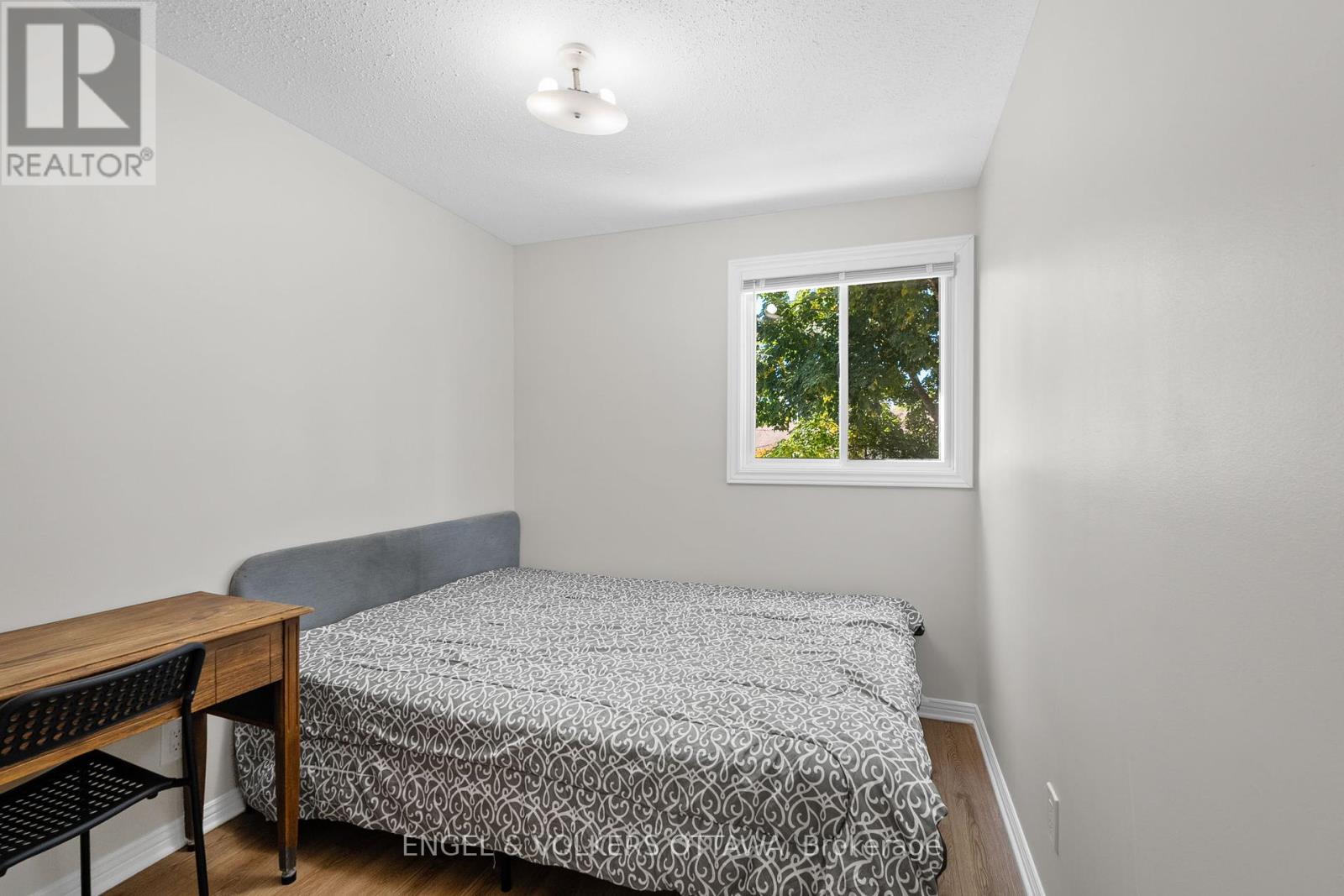 50a Sumac Street, Ottawa, Ontario  K1J 6P7 - Photo 10 - X12442593