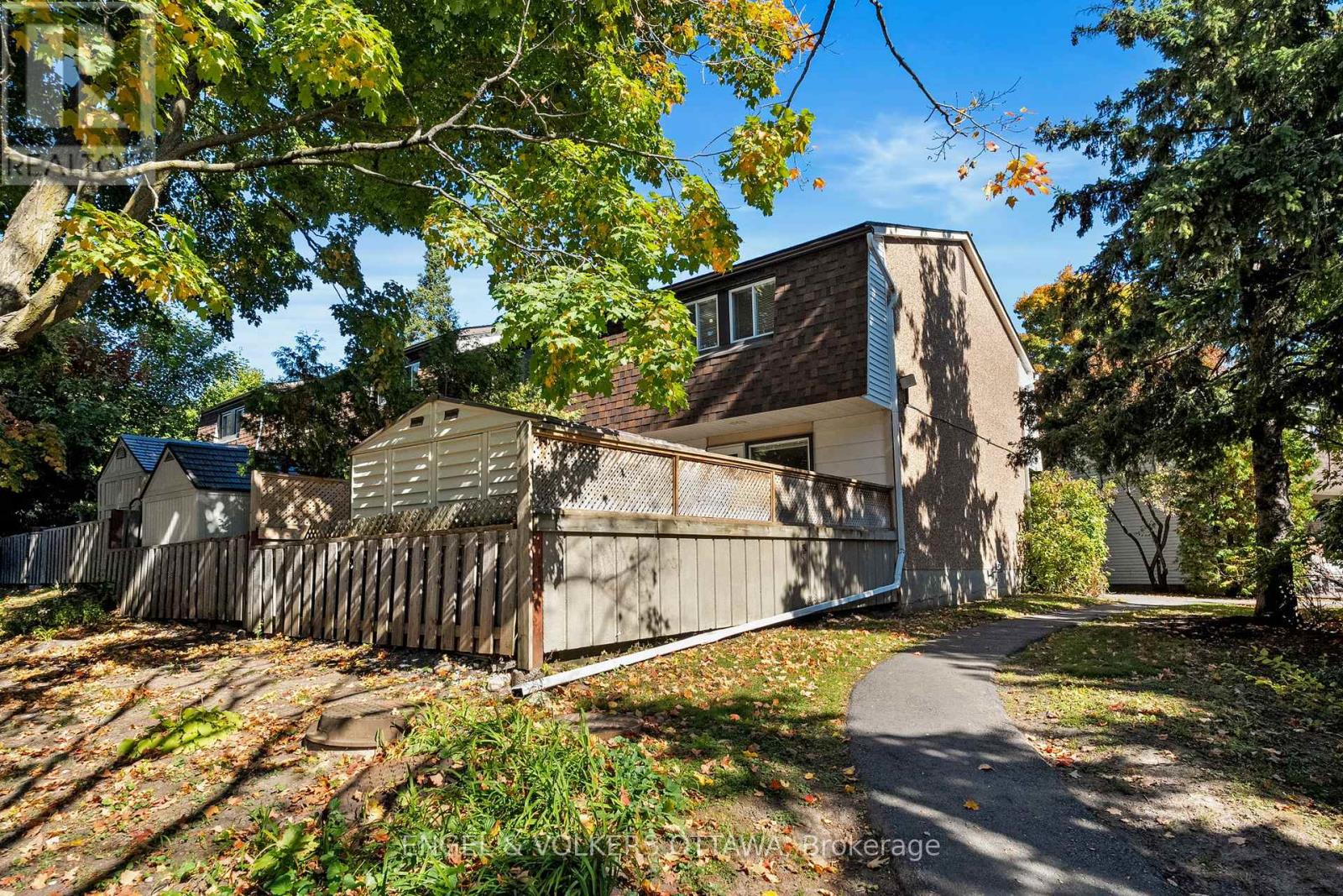50a Sumac Street, Ottawa, Ontario  K1J 6P7 - Photo 24 - X12442593
