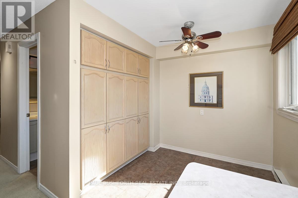 492 Briston Private, Ottawa, Ontario  K1G 5R5 - Photo 10 - X12442634