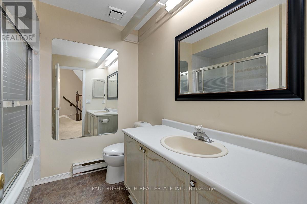 492 Briston Private, Ottawa, Ontario  K1G 5R5 - Photo 13 - X12442634