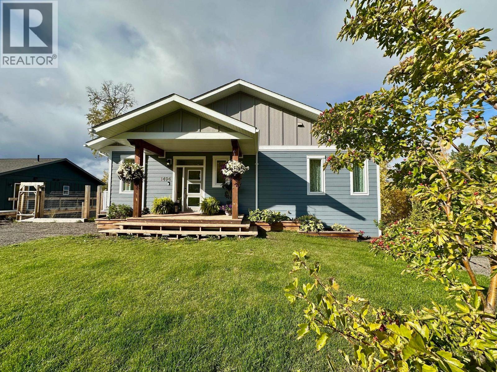 1494 CHESTNUT STREET, Telkwa, British Columbia