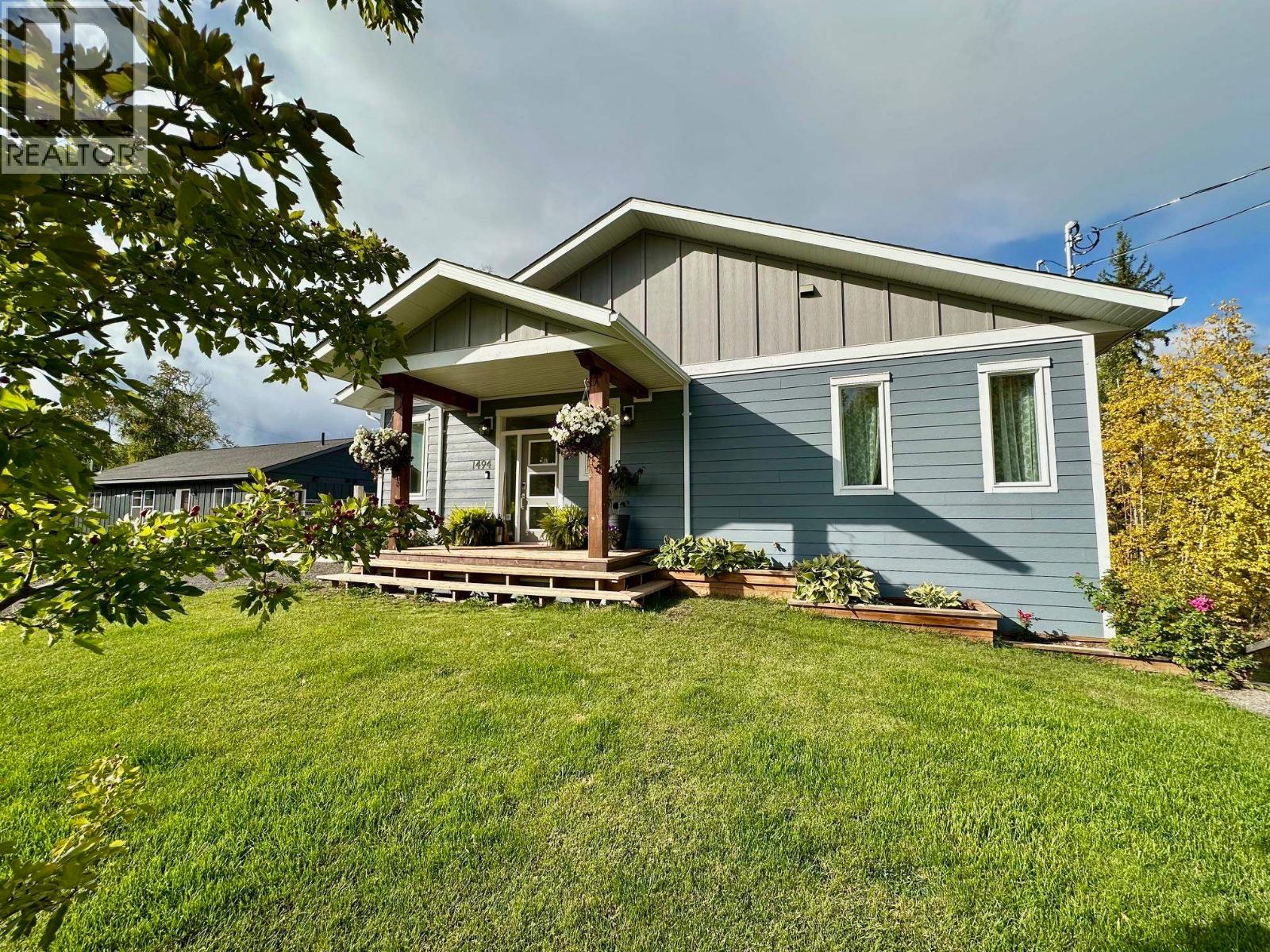 1494 Chestnut Street, Telkwa, British Columbia  V0J 2X0 - Photo 3 - R3055015