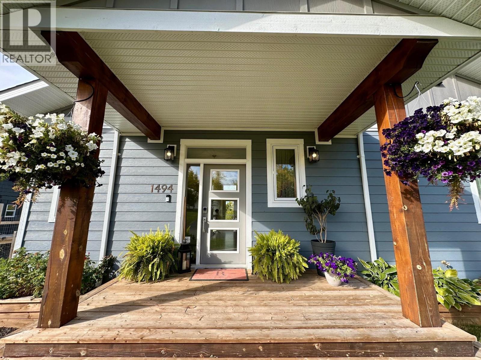 1494 Chestnut Street, Telkwa, British Columbia  V0J 2X0 - Photo 4 - R3055015