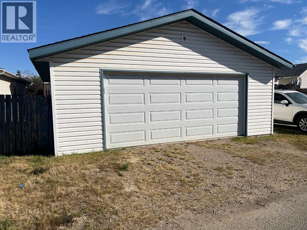 173 Kingston Drive, Red Deer, Alberta  T4P 3V4 - Photo 24 - A2261476