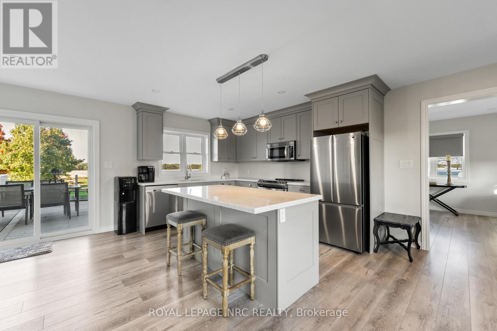 4692 Gilmore Road, Fort Erie, Ontario  L0S 1N0 - Photo 26 - X12442247