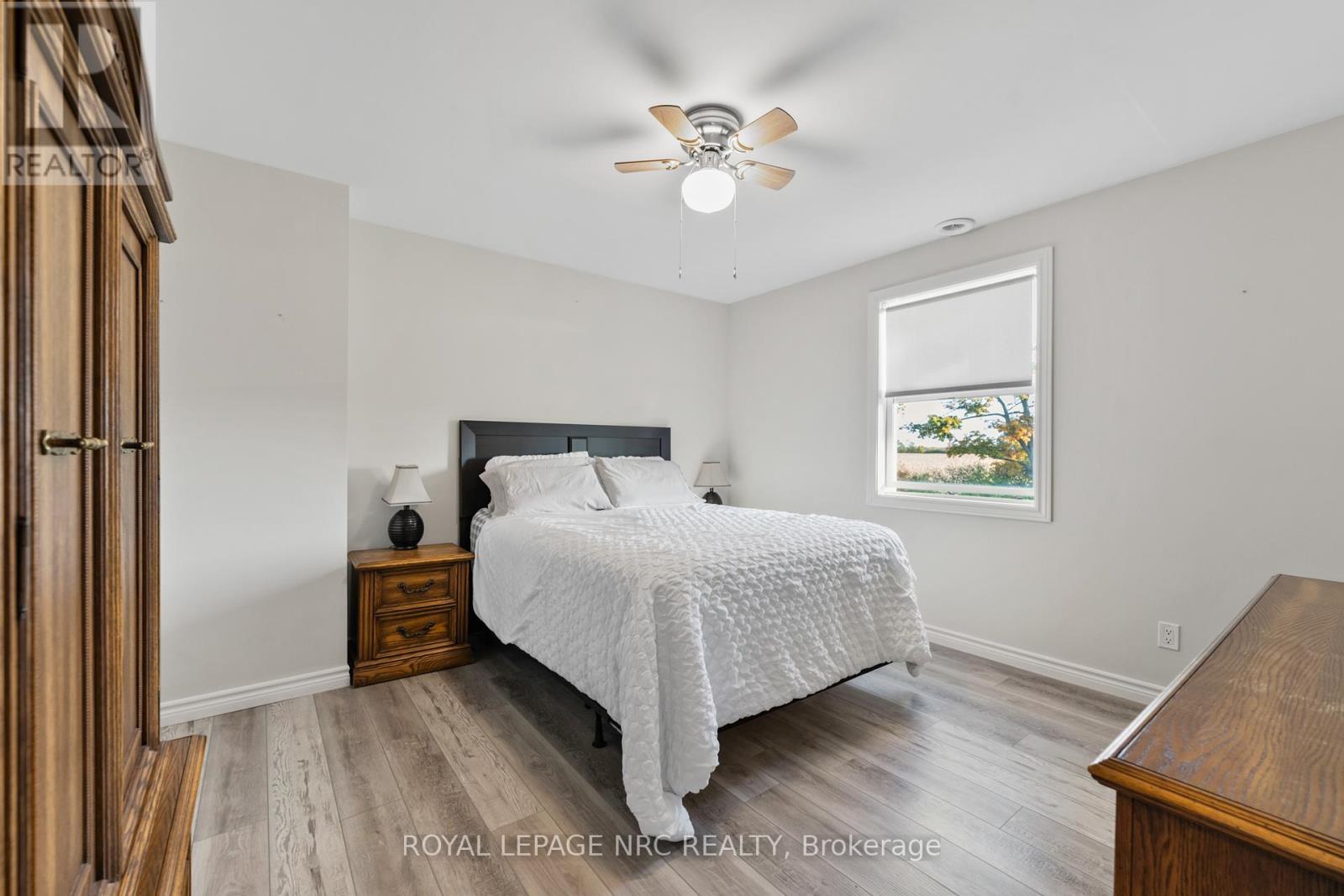 4692 Gilmore Road, Fort Erie, Ontario  L0S 1N0 - Photo 31 - X12442247