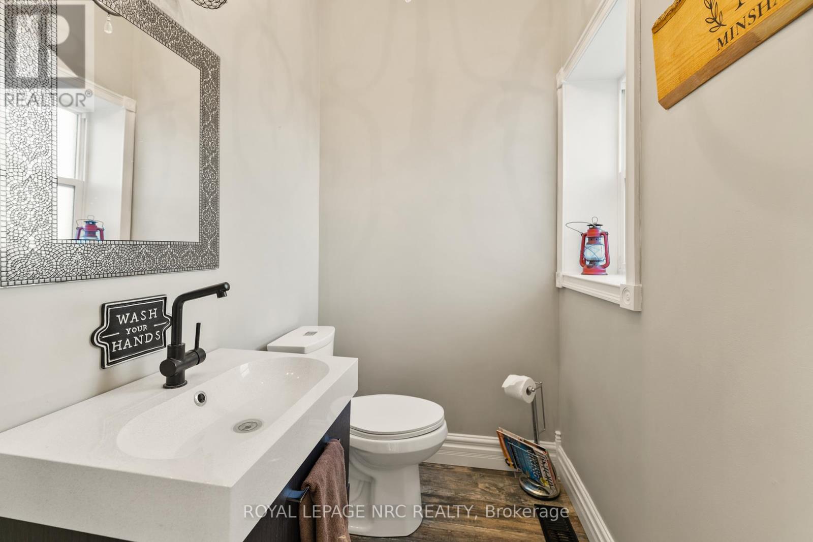 4692 Gilmore Road, Fort Erie, Ontario  L0S 1N0 - Photo 35 - X12442247