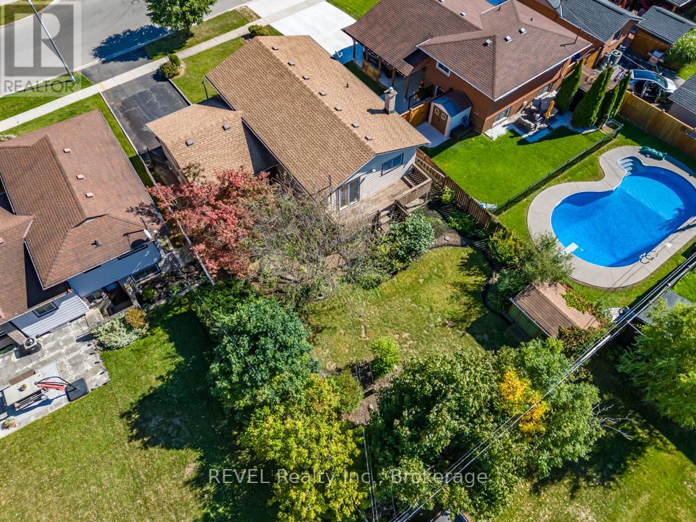43 Trelawn Parkway, Welland (N. Welland), Ontario  L3C 1W4 - Photo 36 - X12442578