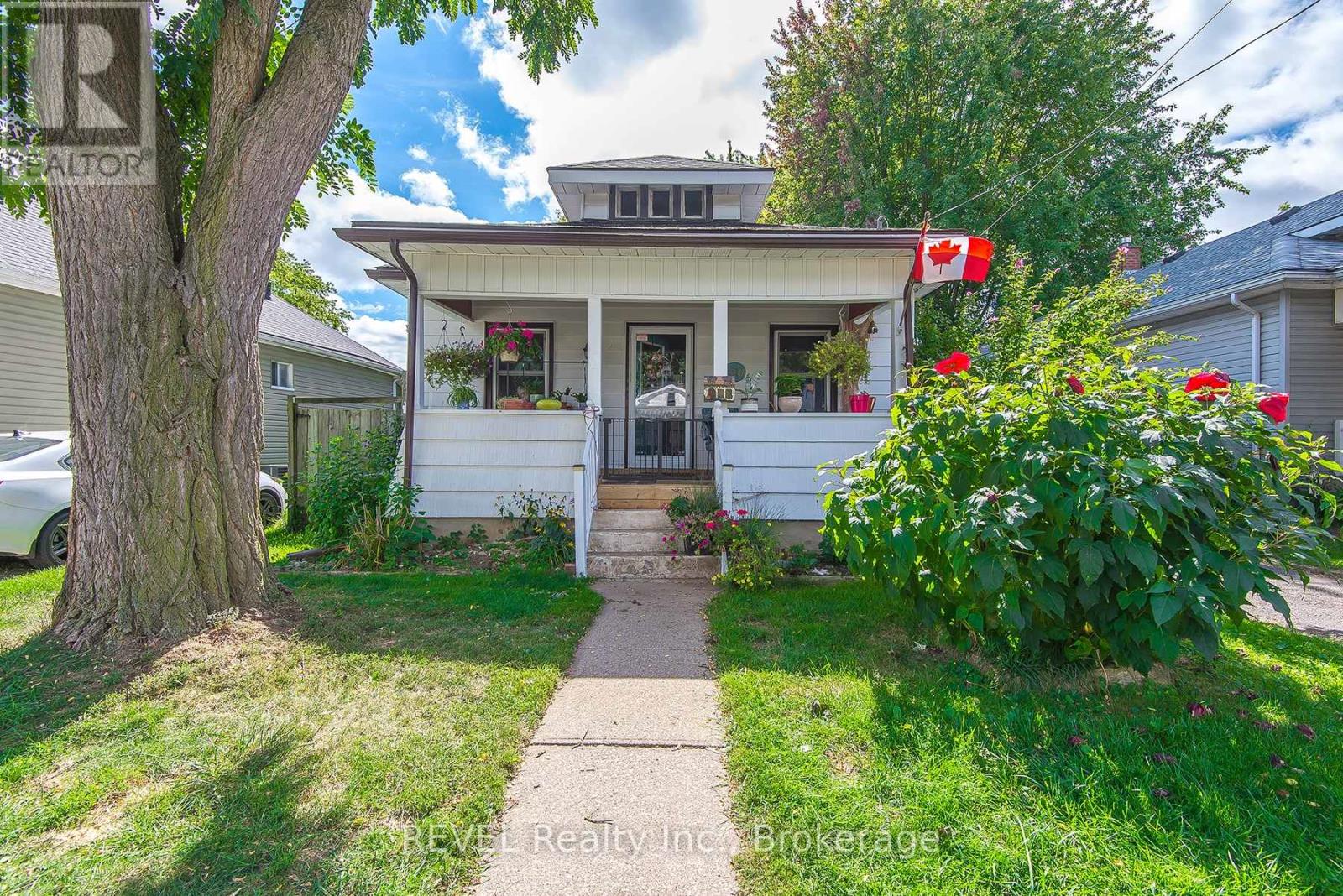 6510 Culp Street, Niagara Falls (Dorchester), Ontario  L2G 2C1 - Photo 1 - X12442609
