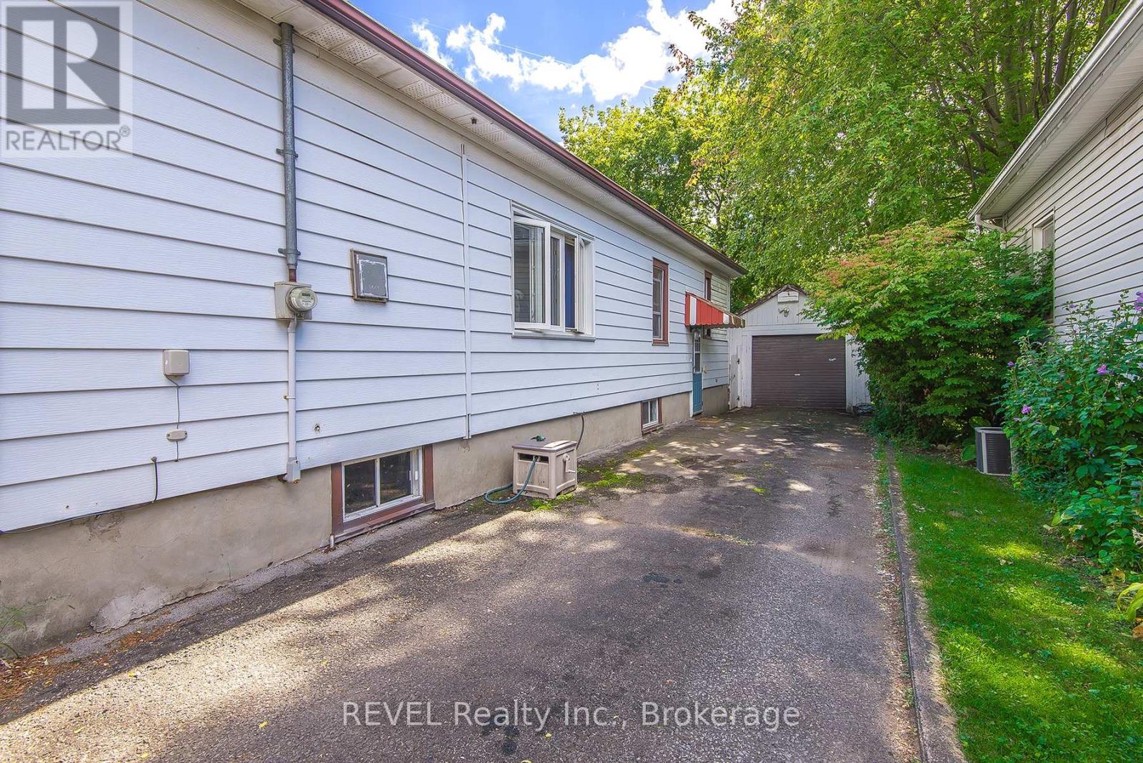6510 Culp Street, Niagara Falls (Dorchester), Ontario  L2G 2C1 - Photo 24 - X12442609