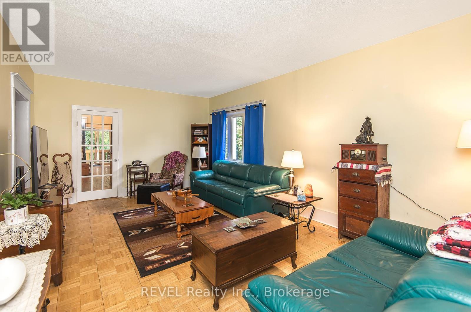 6510 Culp Street, Niagara Falls (Dorchester), Ontario  L2G 2C1 - Photo 4 - X12442609