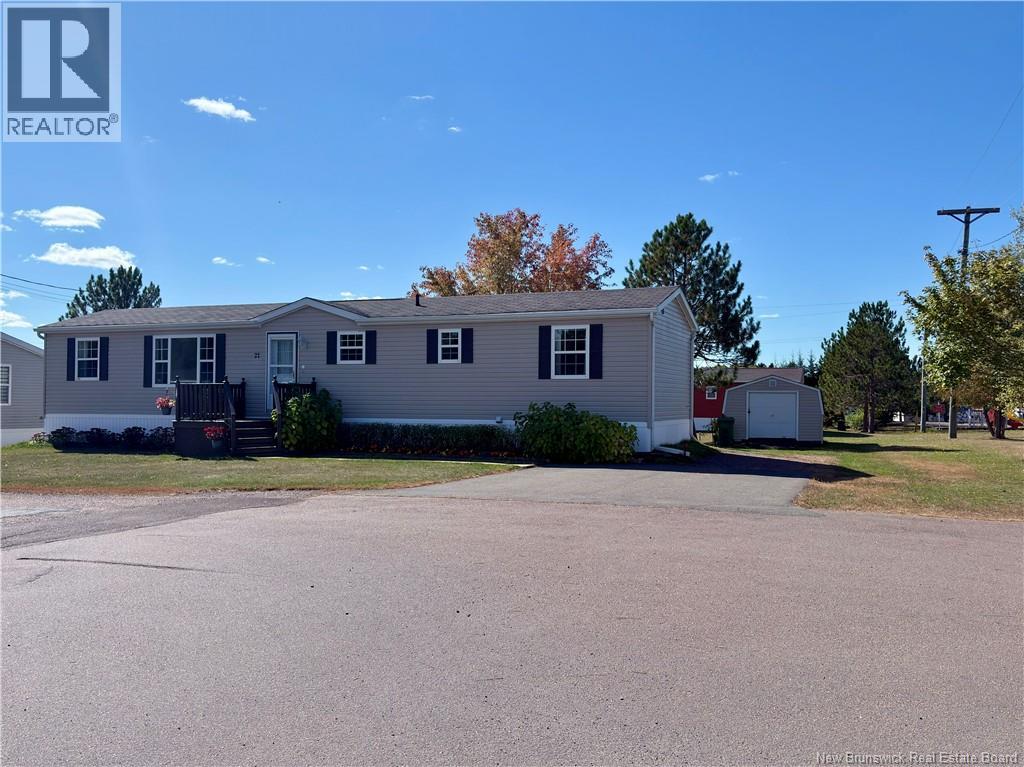 27 Sophie Drive, Dieppe, New Brunswick  E1A 7X5 - Photo 1 - NB127787