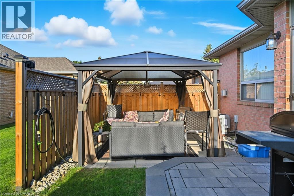 55 Northern Breeze Street Unit# 33, Hamilton, Ontario  L0R 1W0 - Photo 34 - 40776108