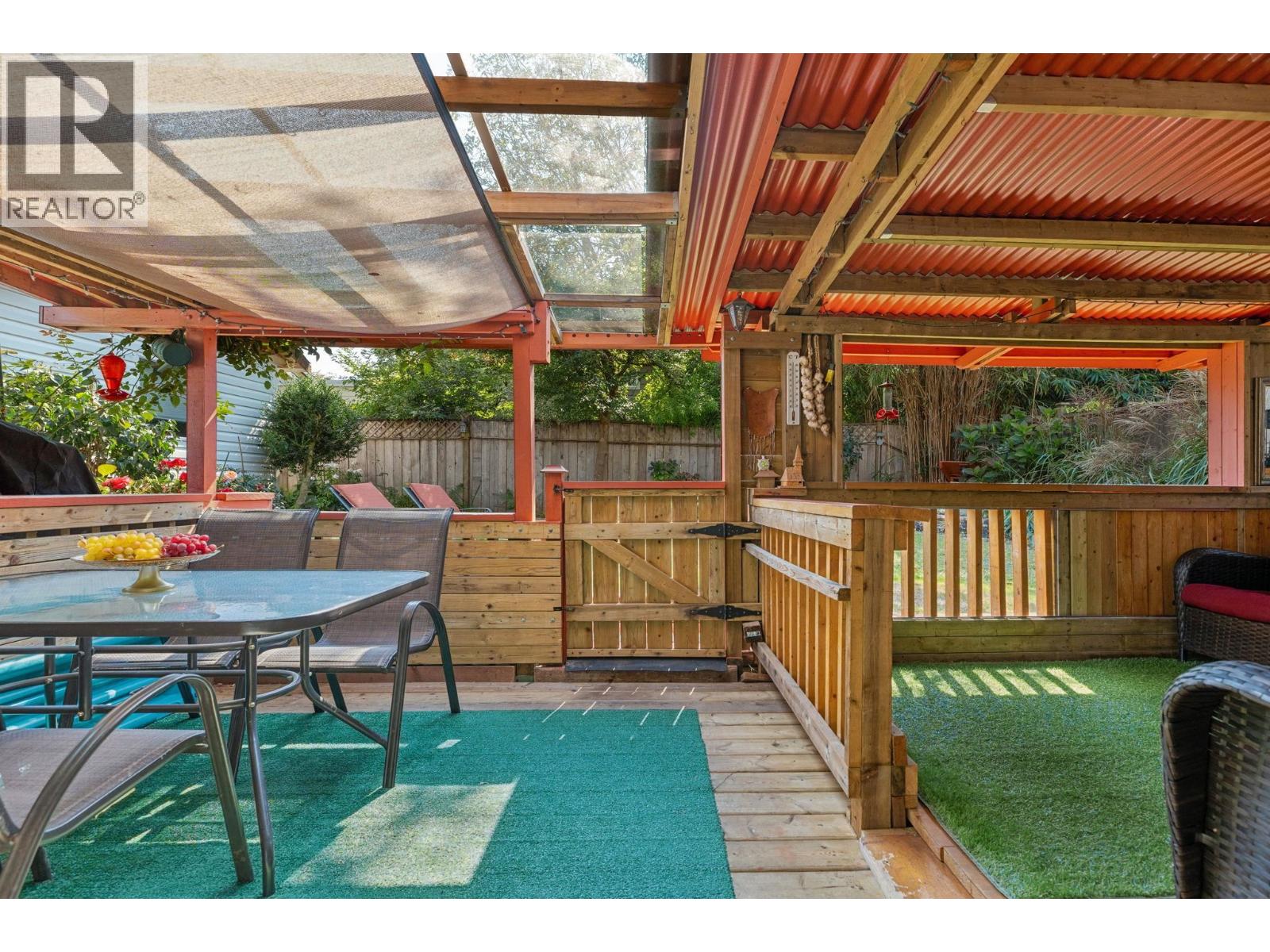 1068 Spruce Street, Port Coquitlam, British Columbia  V3B 4X6 - Photo 33 - R3055010