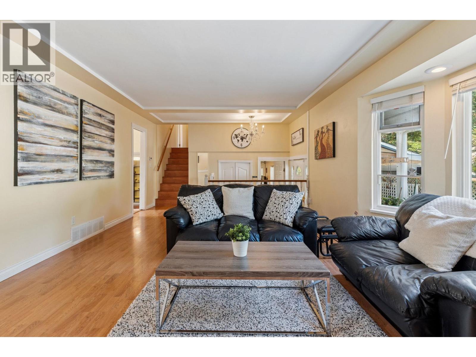 1068 Spruce Street, Port Coquitlam, British Columbia  V3B 4X6 - Photo 7 - R3055010