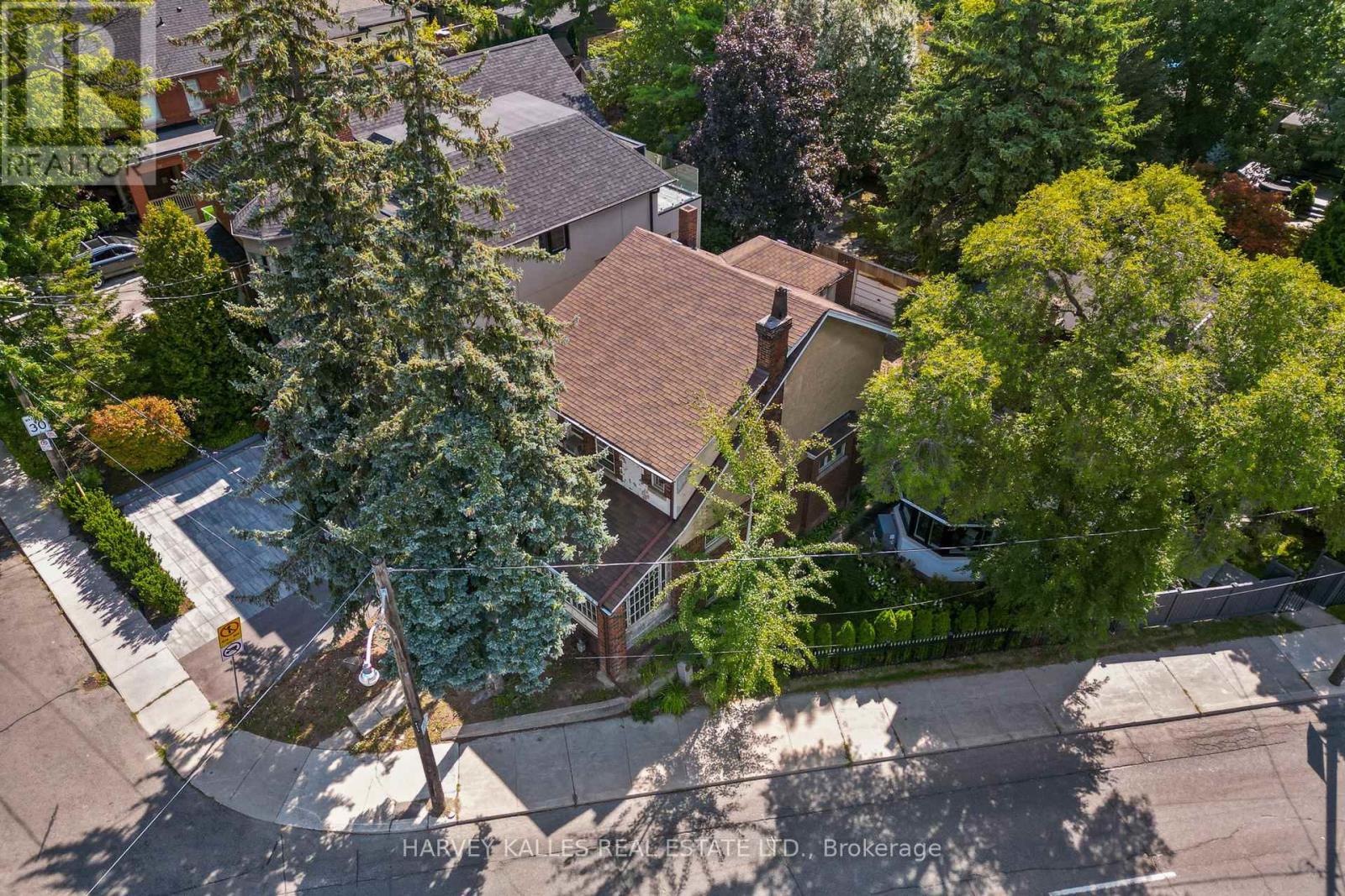 99 Glenrose Avenue, Toronto (Rosedale-Moore Park), Ontario  M4T 1K7 - Photo 3 - C12442345