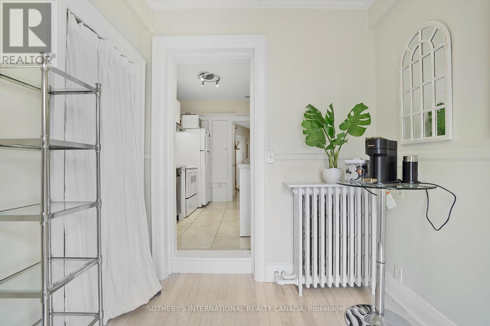 12 Belsize Drive, Toronto (Mount Pleasant West), Ontario  M4S 1L4 - Photo 19 - C12442353